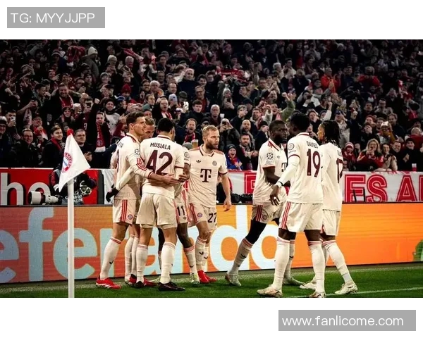 利物浦与巴萨巅峰对决高清图集展现精彩瞬间与激情时刻